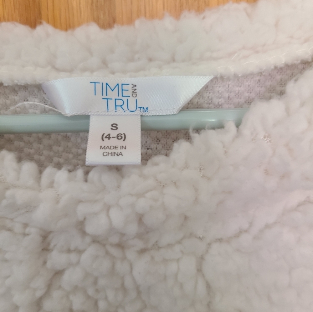 Time and Tru Sherpa Sweater With Scottie Design Small - Picture 4 of 4
